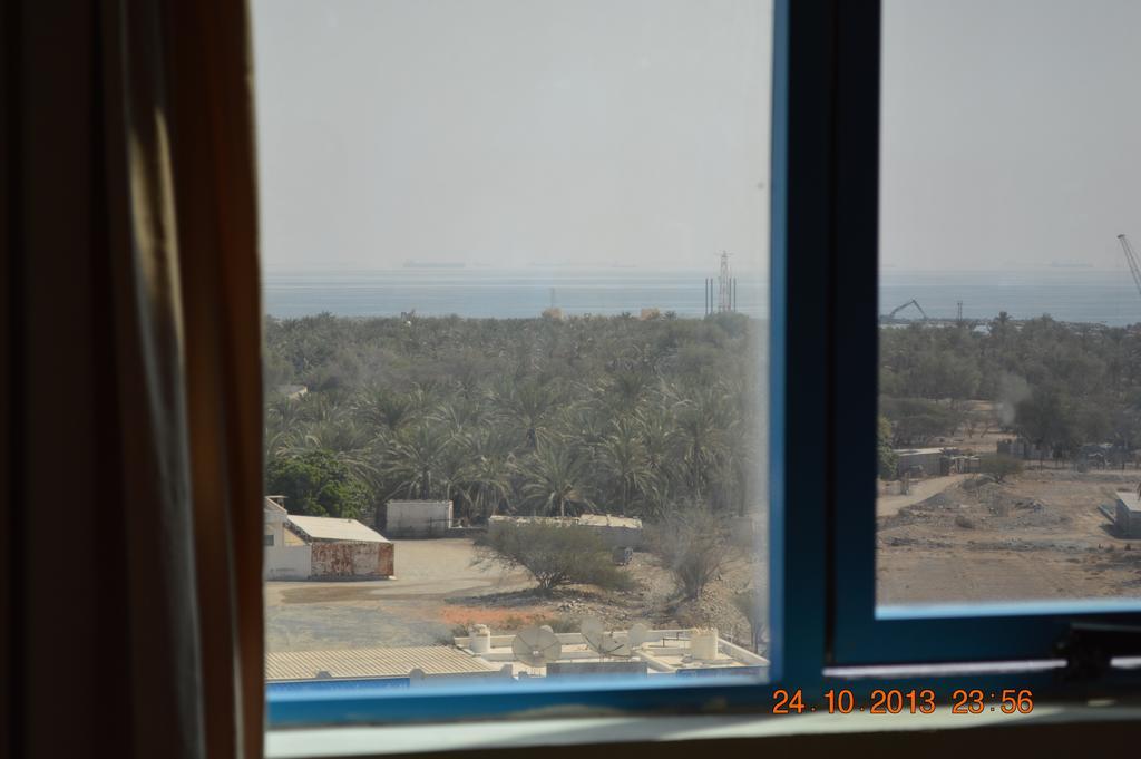 Raynor Hotel Apartments Al Fujayrah Quarto foto